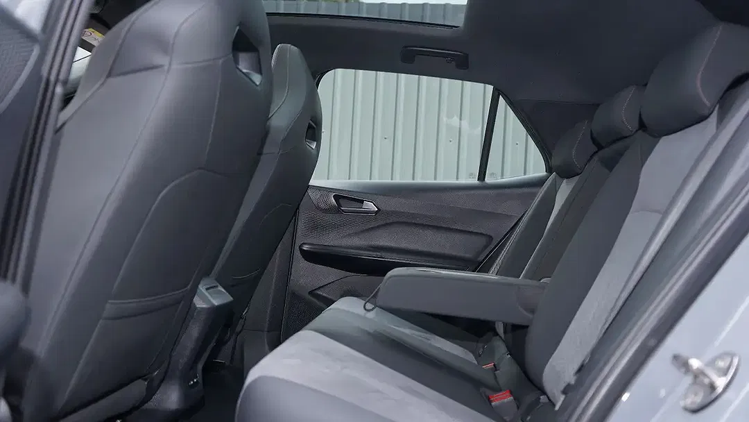 CUPRA Born - Thumbnail 8