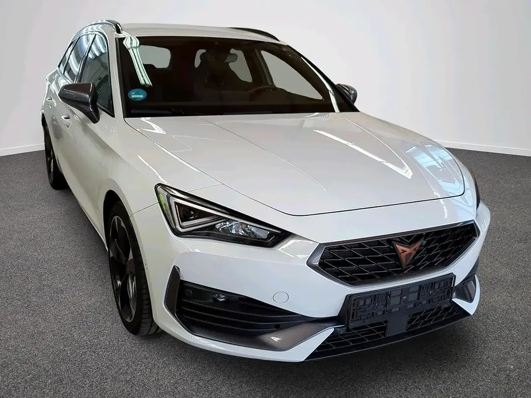 CUPRA Leon - Thumbnail 4