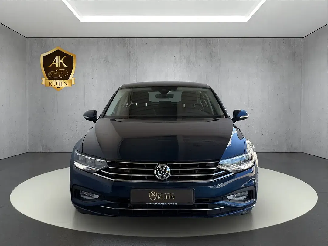 Volkswagen Passat Business - foto 2