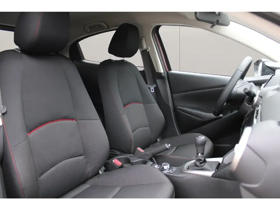 Mazda 2 - Thumbnail 6