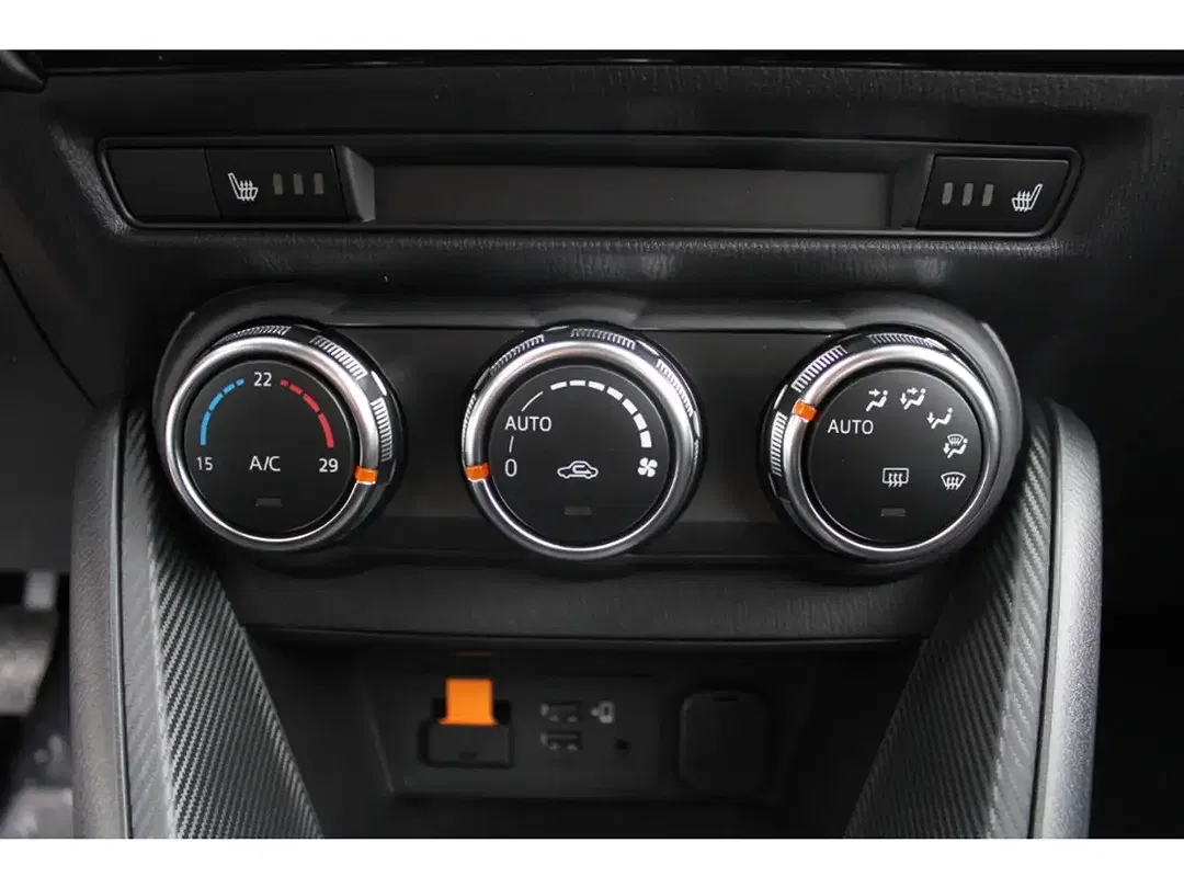 Mazda 2 - Thumbnail 7