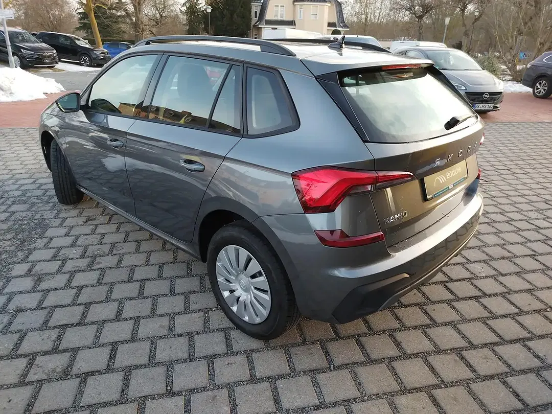 Skoda Kamiq - Thumbnail 2