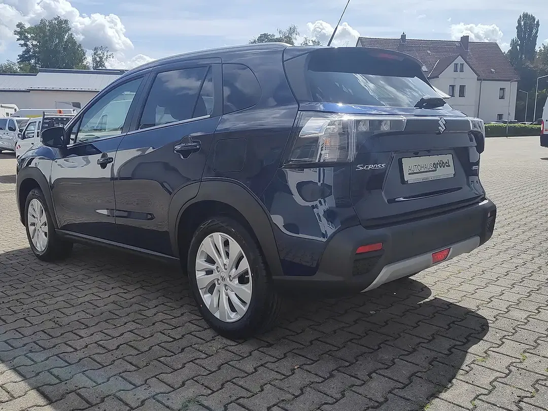 Suzuki S-Cross - Thumbnail 10