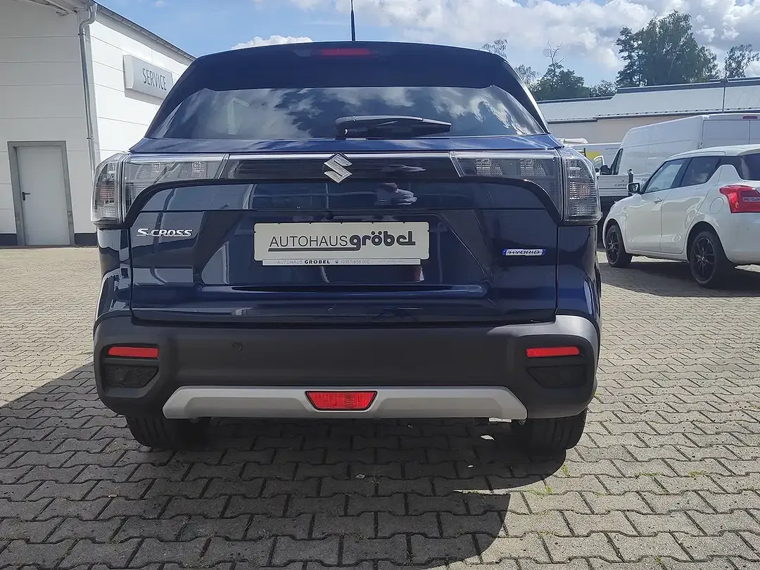 Suzuki S-Cross - Thumbnail 9
