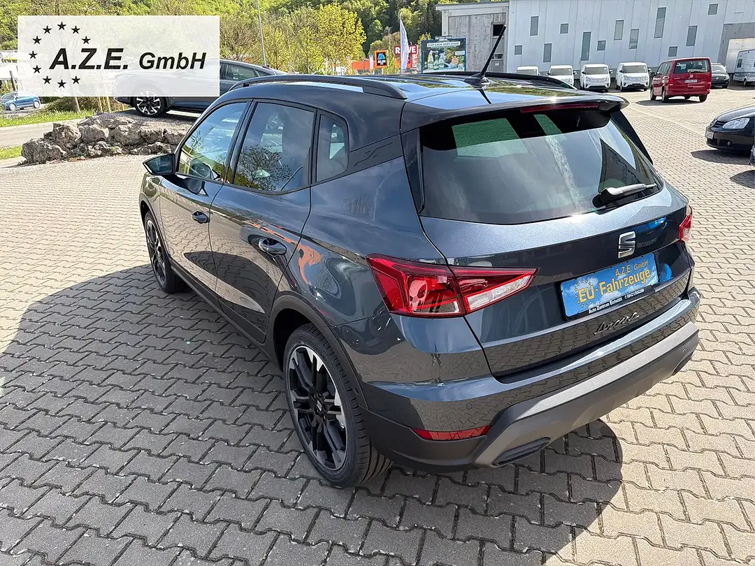 SEAT Arona - Thumbnail 7