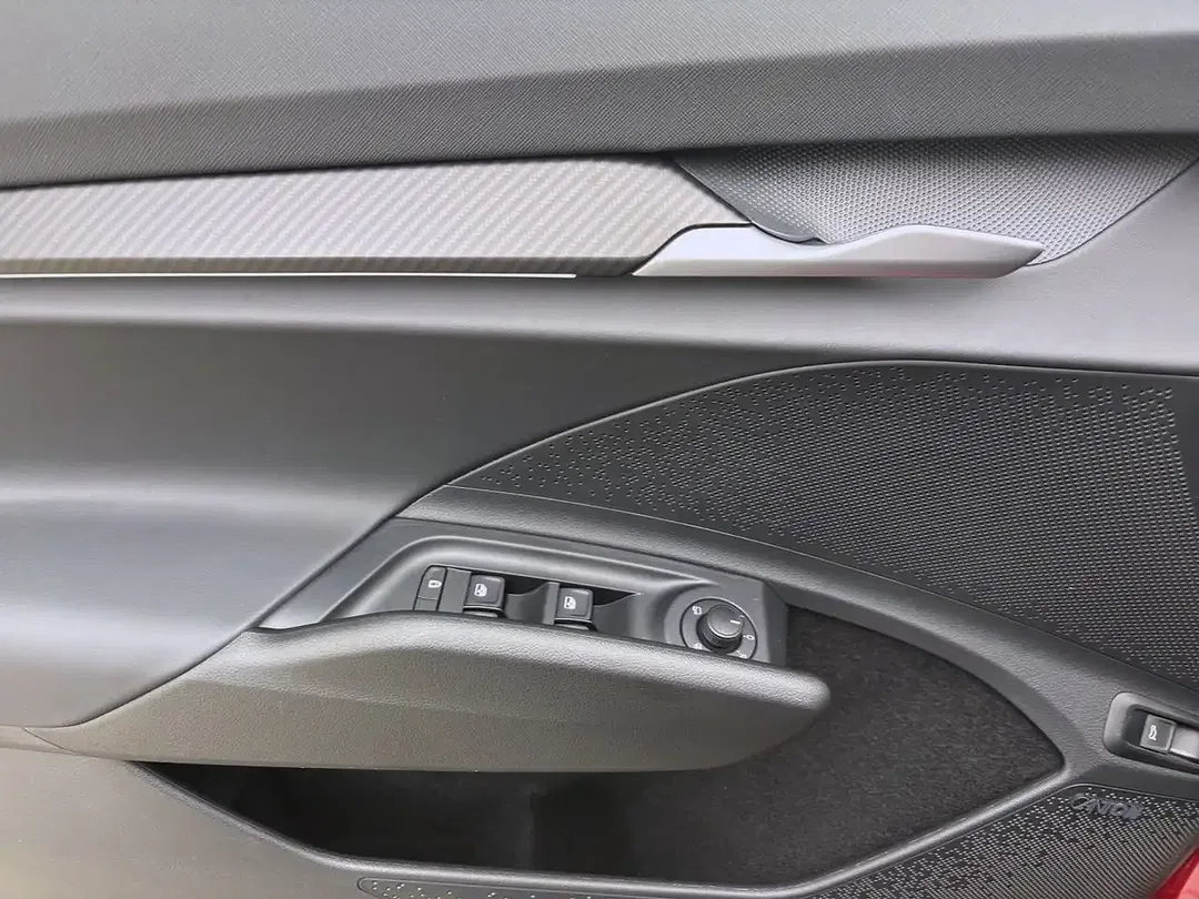 Skoda Enyaq - Thumbnail 11