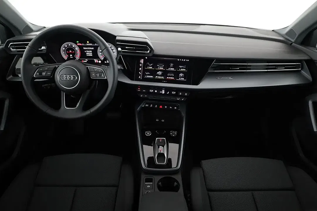 Audi A3 - Thumbnail 4