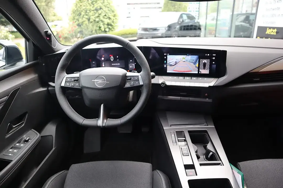 Opel Astra - Thumbnail 6