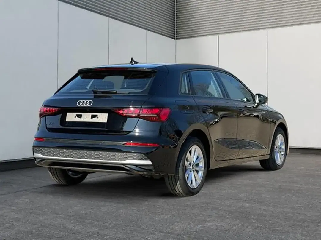 Audi A3 - Thumbnail 1