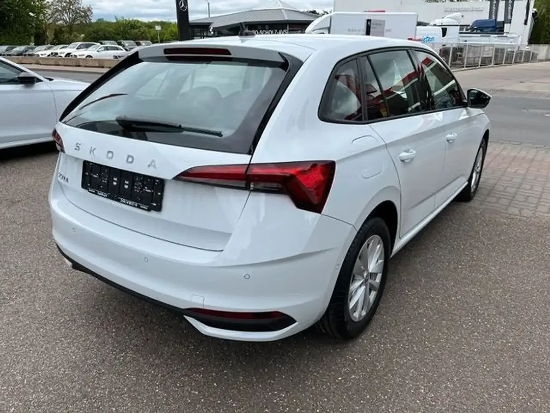 Skoda Scala - Thumbnail 8