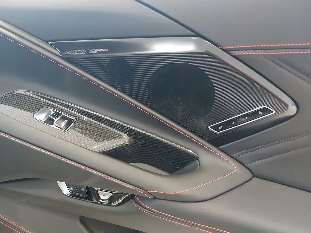 Corvette C8 - Thumbnail 15