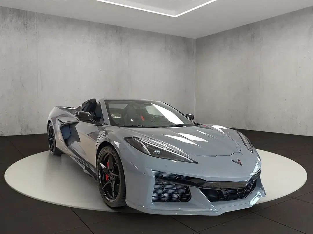Corvette C8 - Thumbnail 7