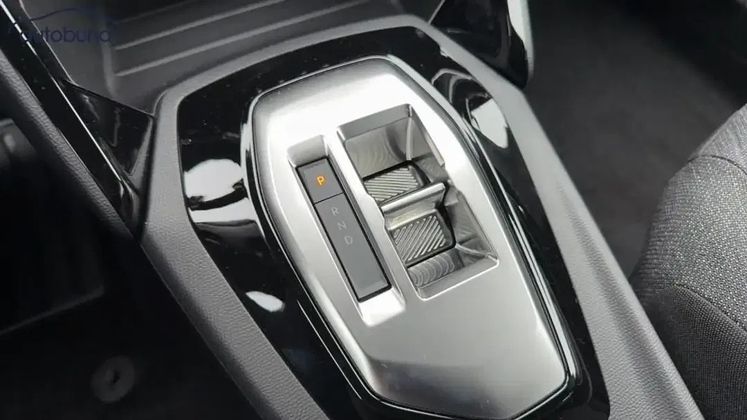 Peugeot 2008 - Thumbnail 12