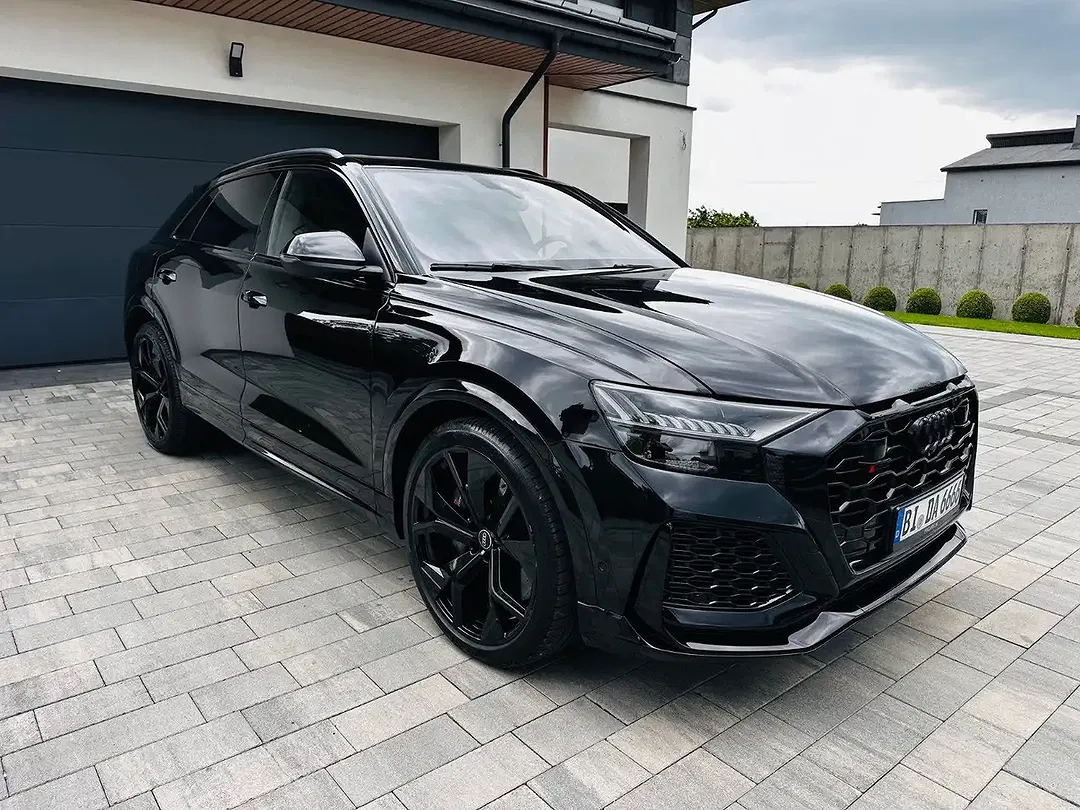 Audi RS Q8 4.0 TFSI quattro - foto 1
