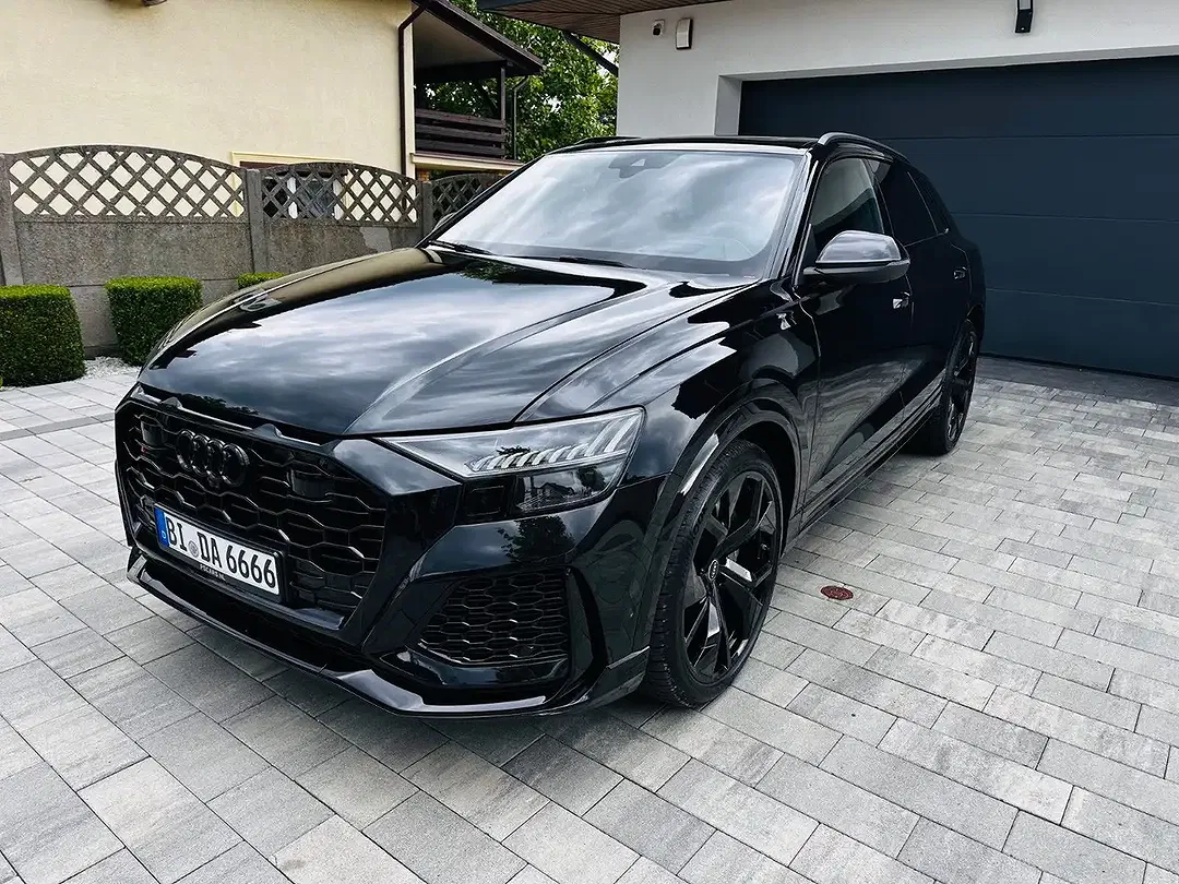 Audi RS Q8 - Thumbnail 7