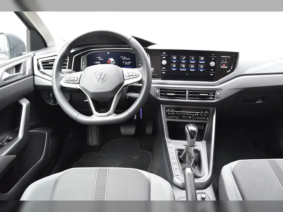 Volkswagen Polo - Thumbnail 11