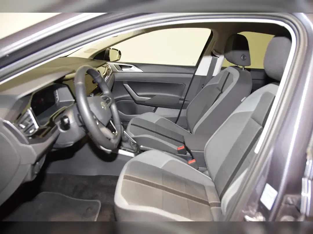 Volkswagen Polo - Thumbnail 9