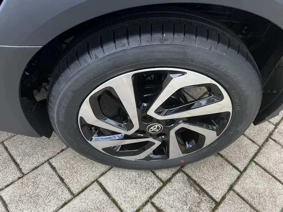Toyota Aygo X - Thumbnail 10