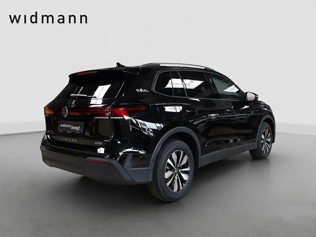 Volkswagen Tiguan - Thumbnail 2
