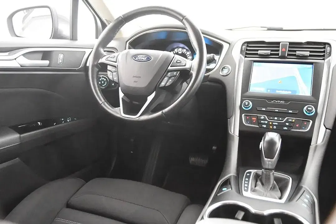 Ford Mondeo - Thumbnail 12