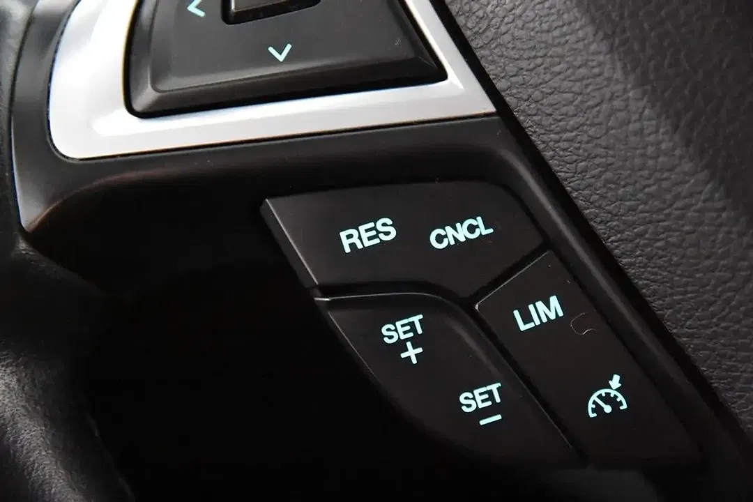 Ford Mondeo - Thumbnail 13