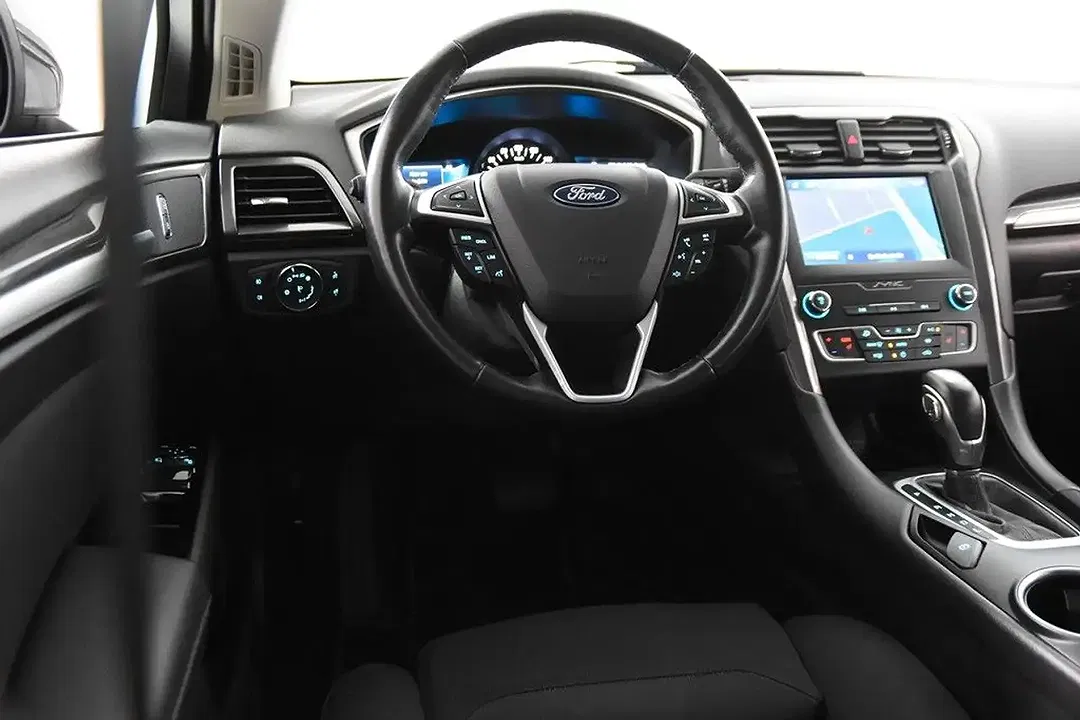 Ford Mondeo - Thumbnail 9