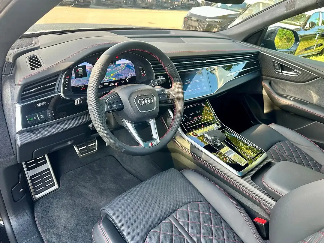 Audi SQ8 - Thumbnail 10