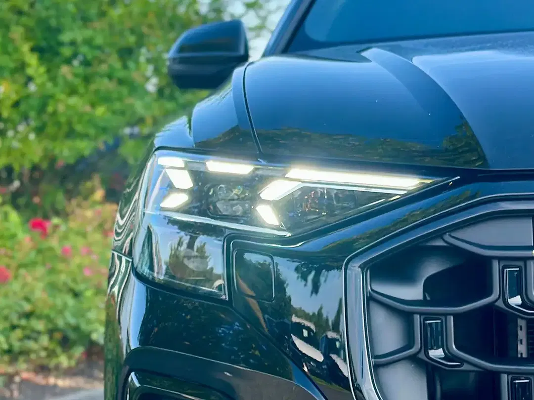 Audi SQ8 - Thumbnail 3