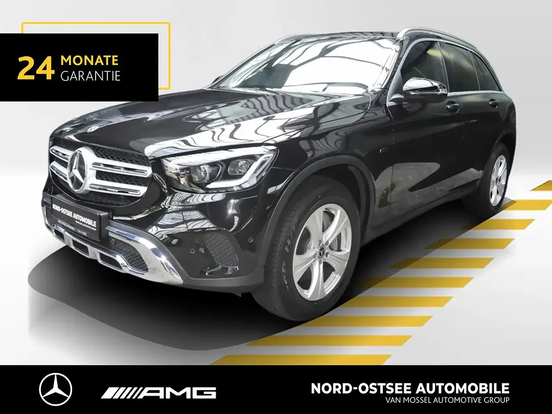 Mercedes-Benz GLC 300 - Thumbnail 1