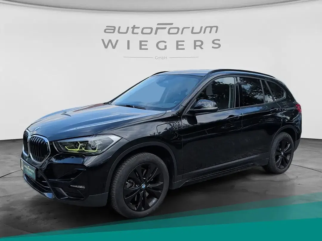BMW X1 AUT xDrive Sport Line - foto 1