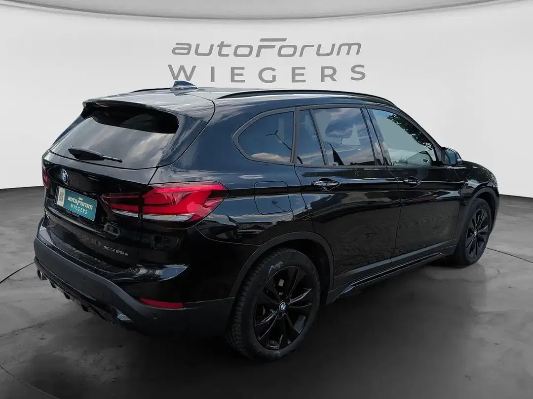 BMW X1 - Thumbnail 6