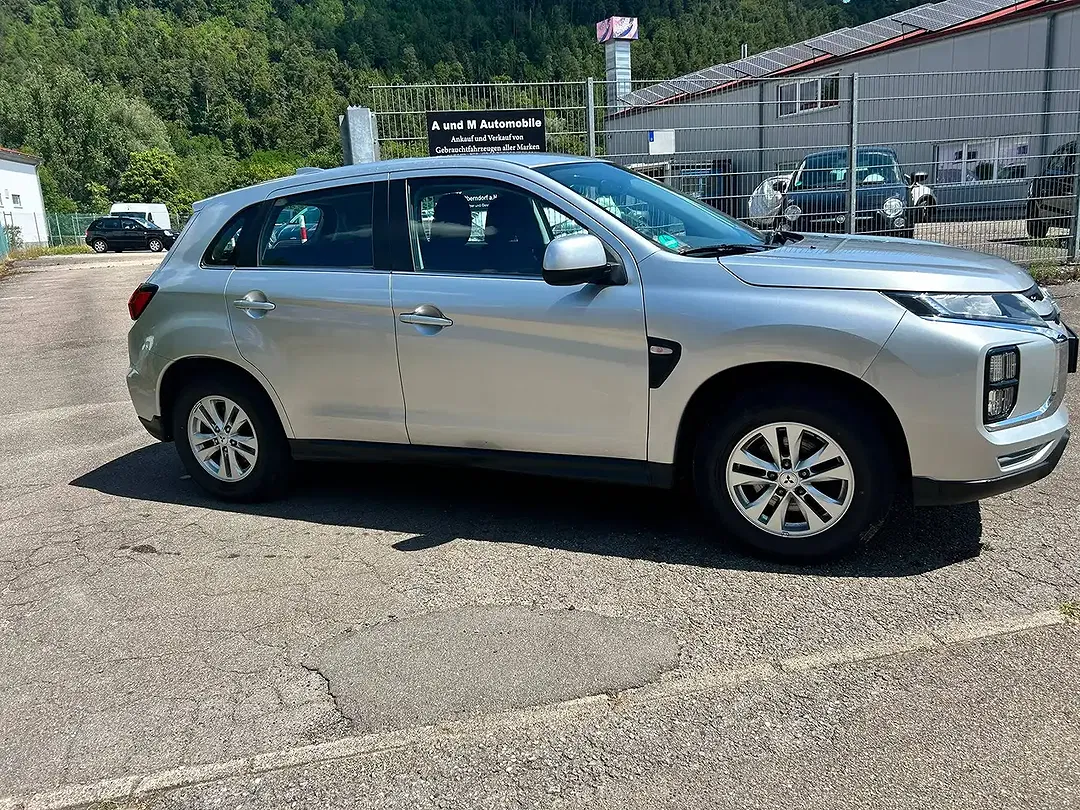 Mitsubishi ASX 2.0 - foto 2