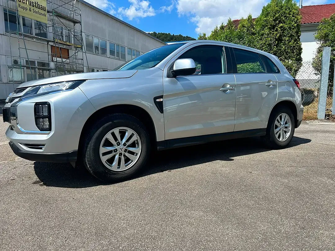Mitsubishi ASX - Thumbnail 3