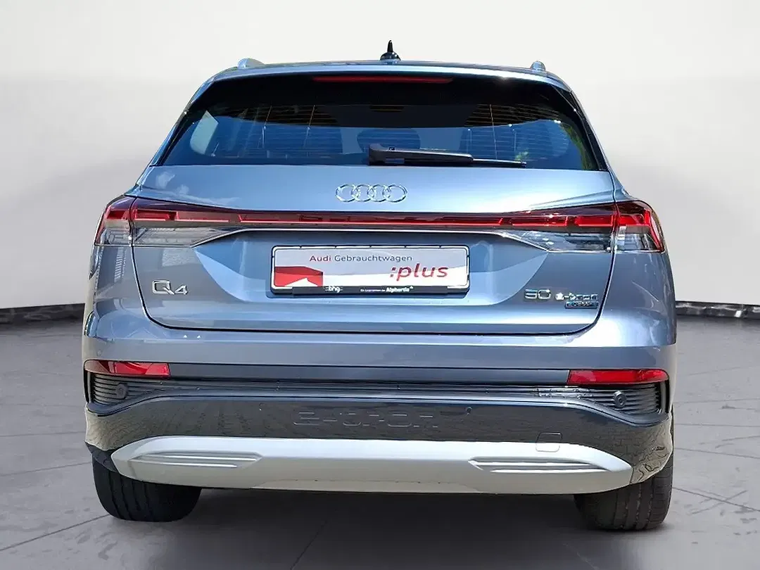 Audi Q4 e-tron - Thumbnail 4