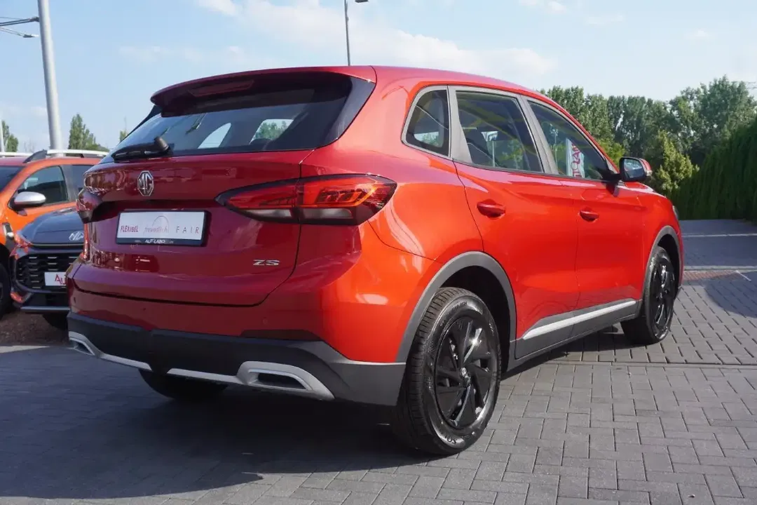 MG ZS - Thumbnail 4
