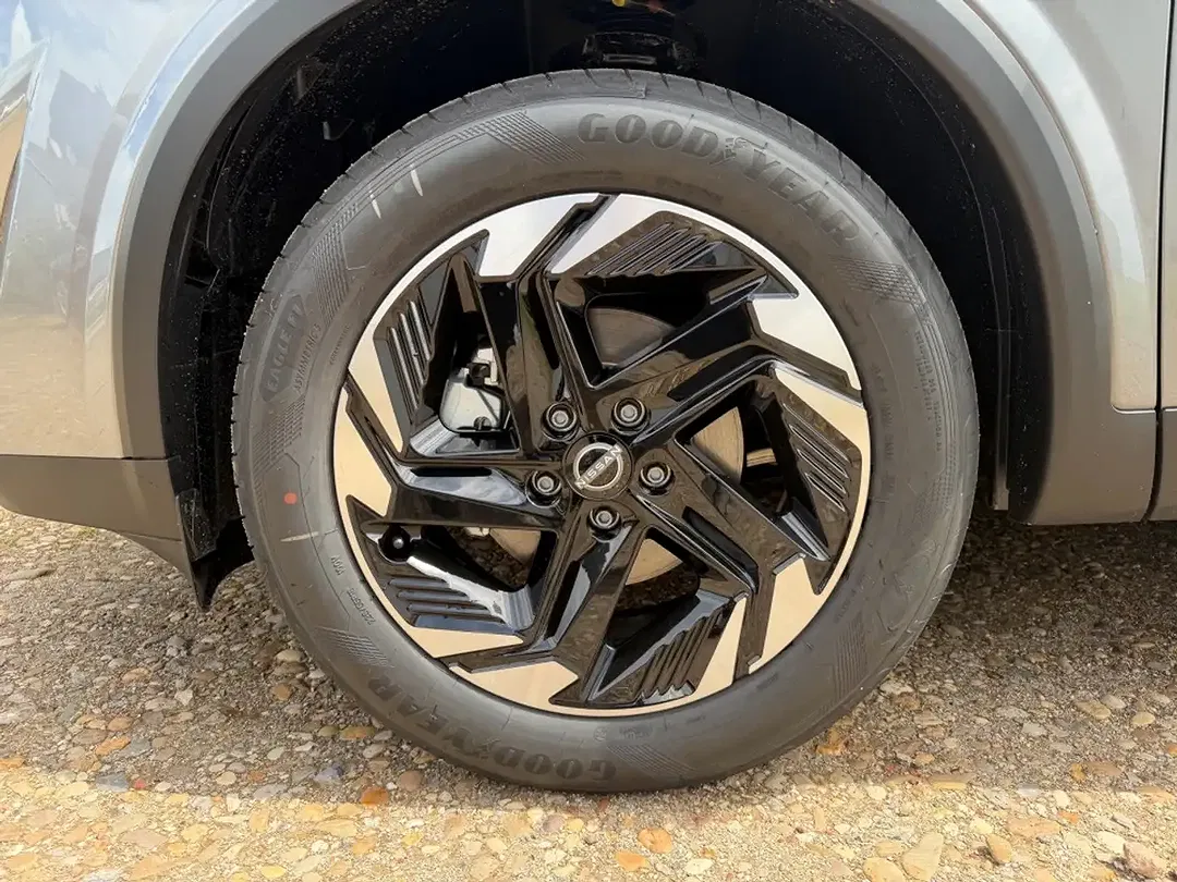 Nissan Qashqai - Thumbnail 5