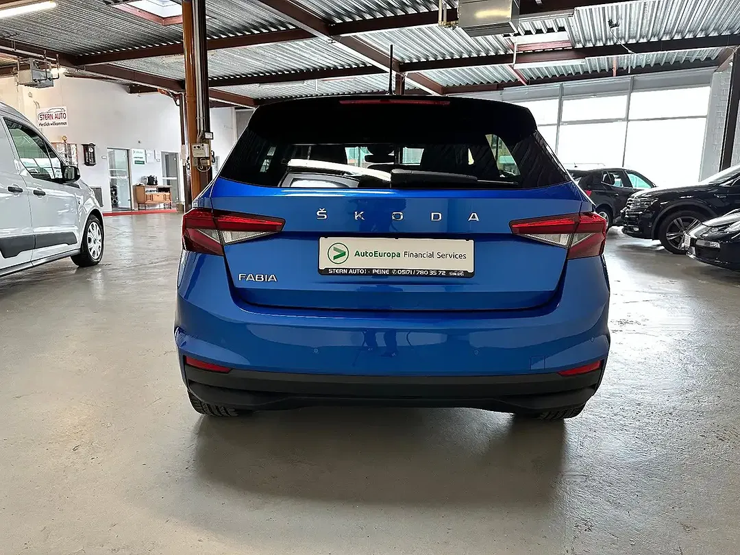 Skoda Fabia - Thumbnail 8