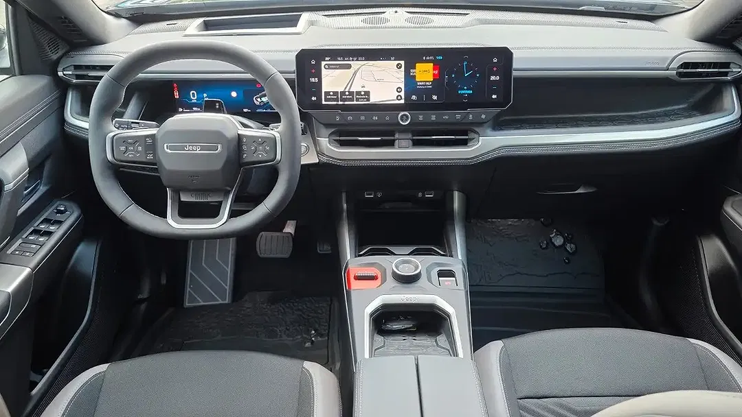 Jeep Compass - Thumbnail 10