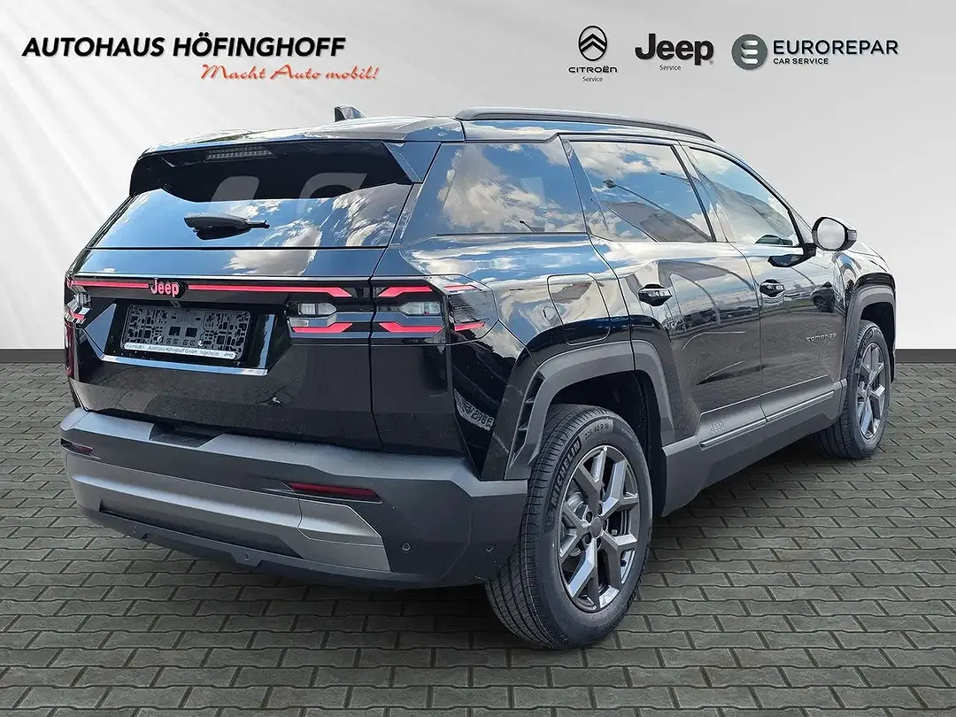 Jeep Compass - Thumbnail 5