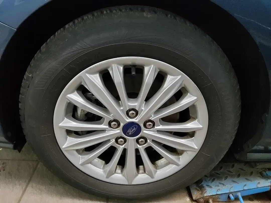 Ford Focus - Thumbnail 10
