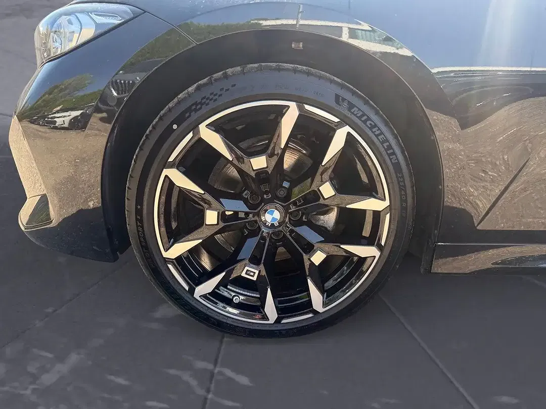 BMW 320 - Thumbnail 5