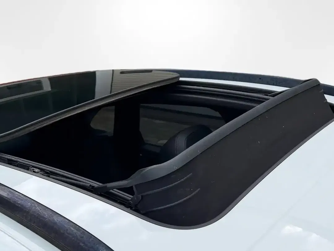 Porsche Macan - Thumbnail 12