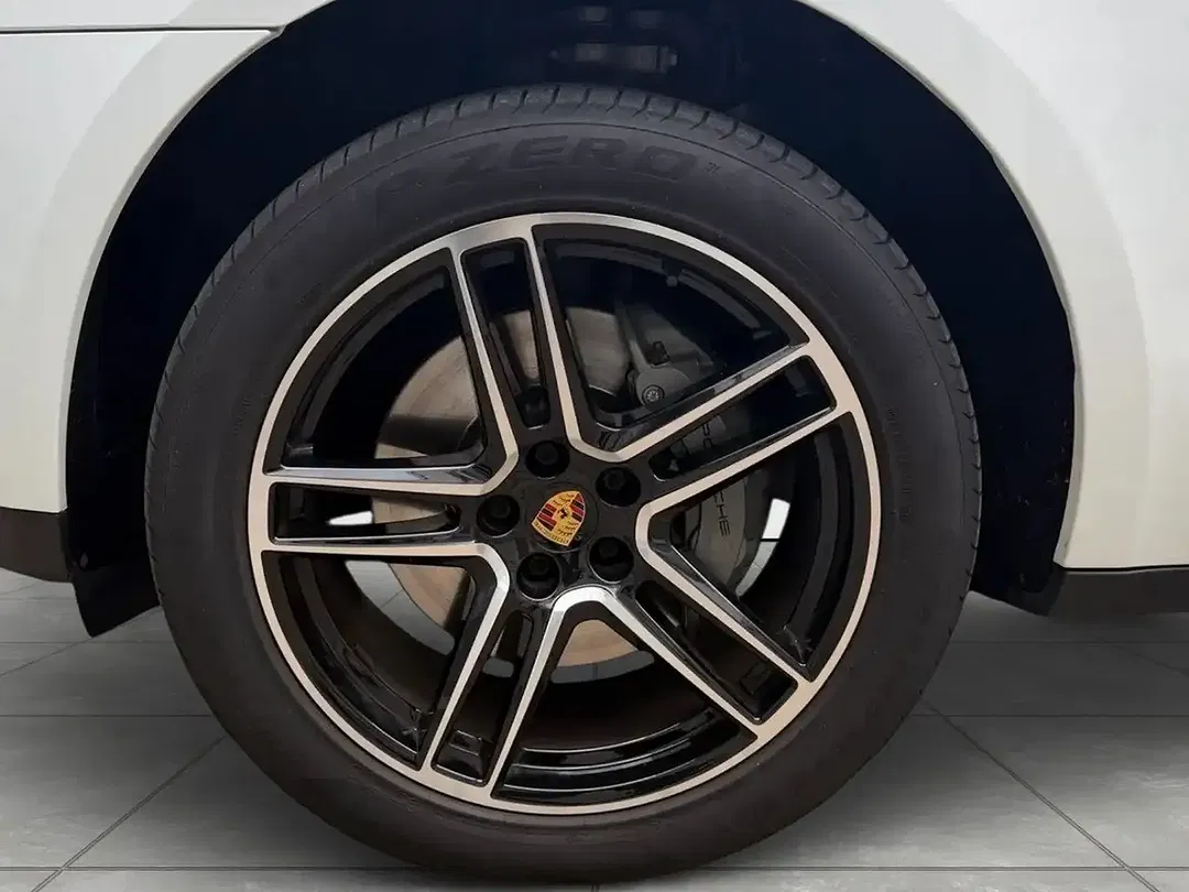 Porsche Macan - Thumbnail 14