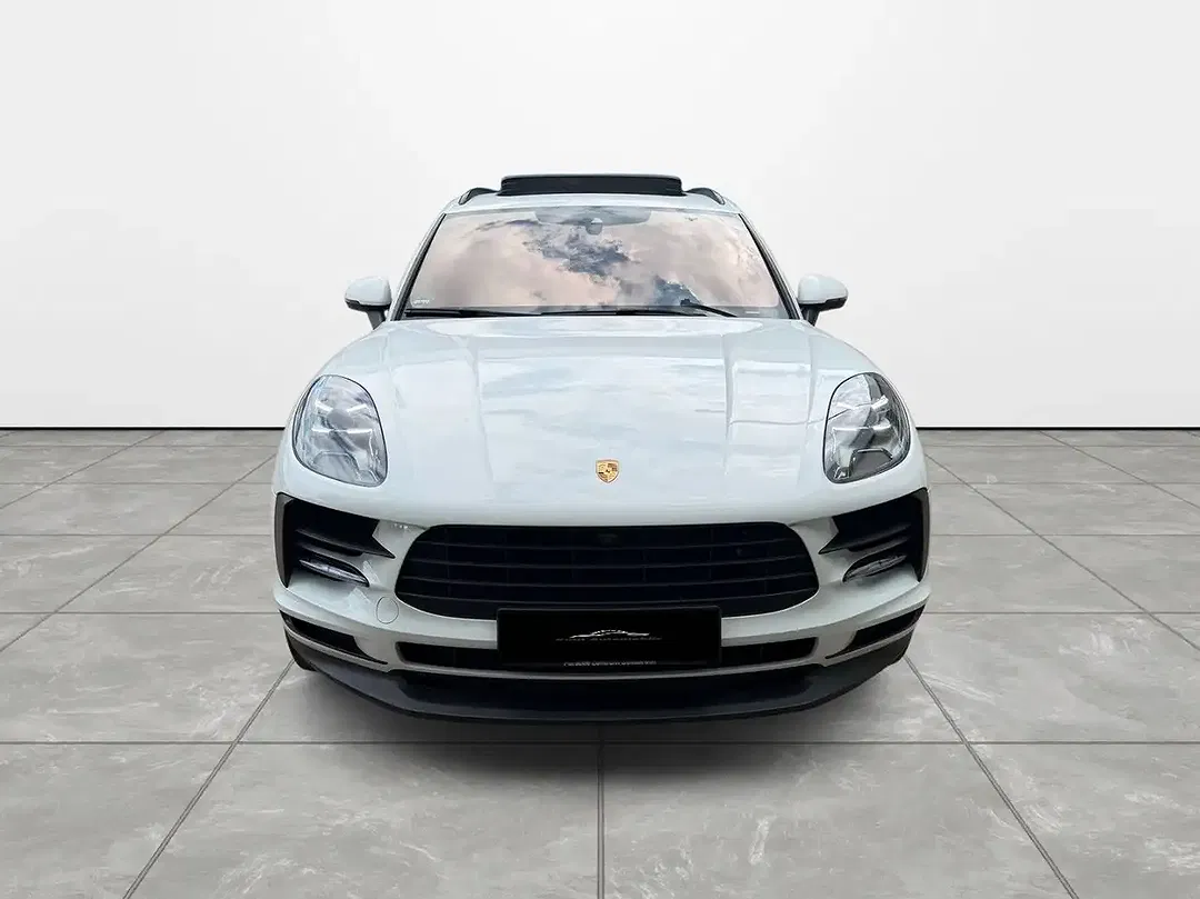 Porsche Macan - Thumbnail 5