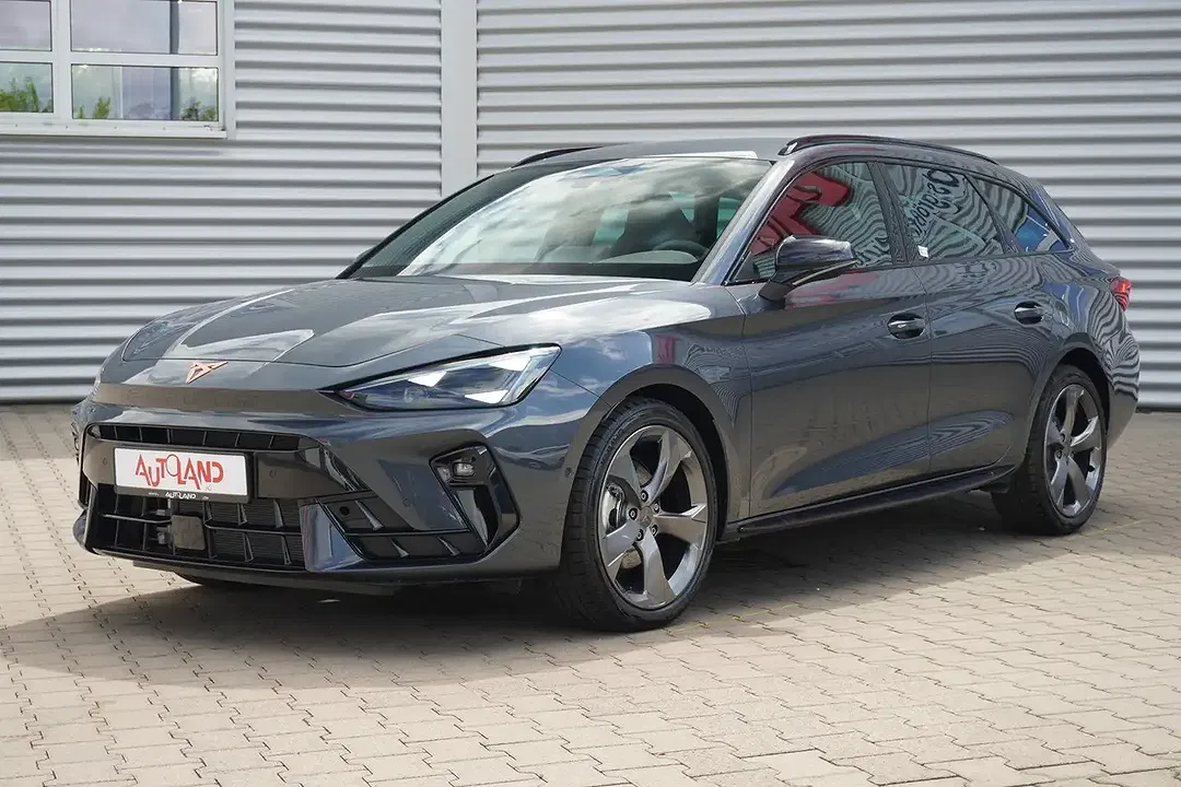 CUPRA Leon - Thumbnail 1