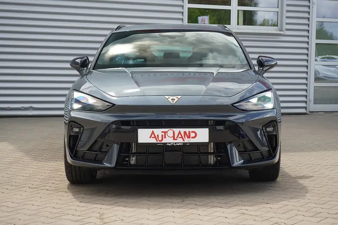 CUPRA Leon - Thumbnail 2