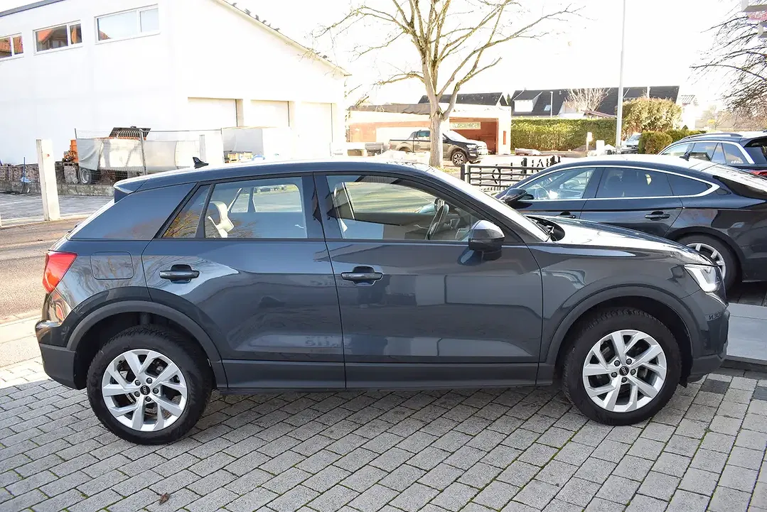 Audi Q2 - Thumbnail 4