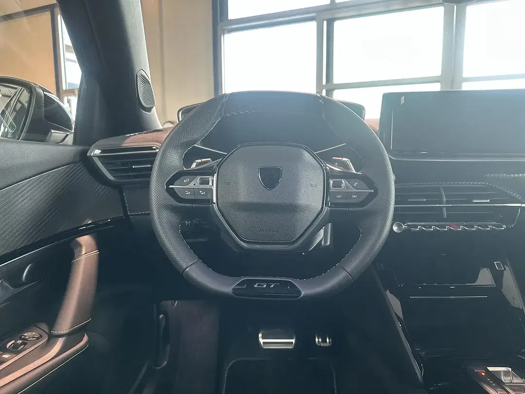 Peugeot 2008 - Thumbnail 11