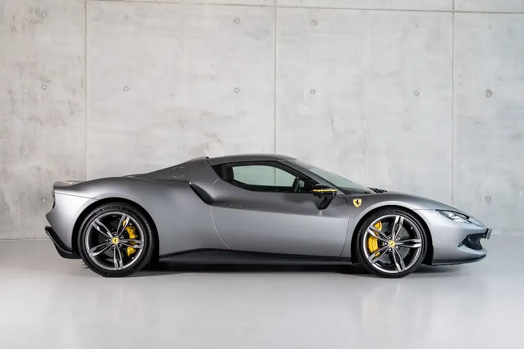 Ferrari 296 - Thumbnail 10