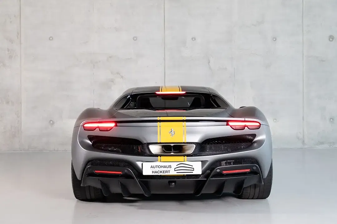 Ferrari 296 - Thumbnail 8